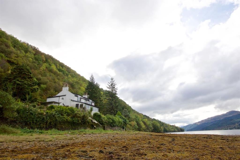 Rossmay House - 4 Bedroom Scottish Villa With Waterfront / Mountain Views Arrochar Exterior photo